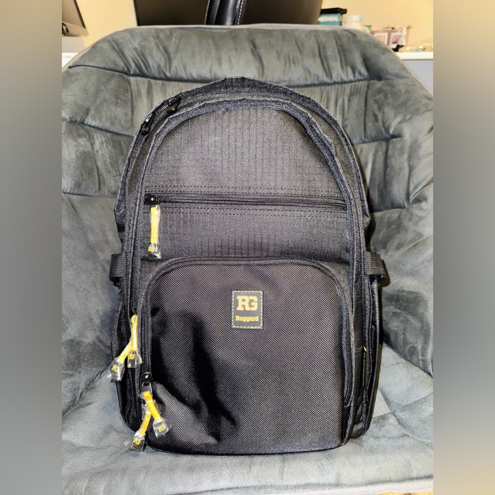 NEW with Tag Ruggard Outrigger 65 DSLR Backpack